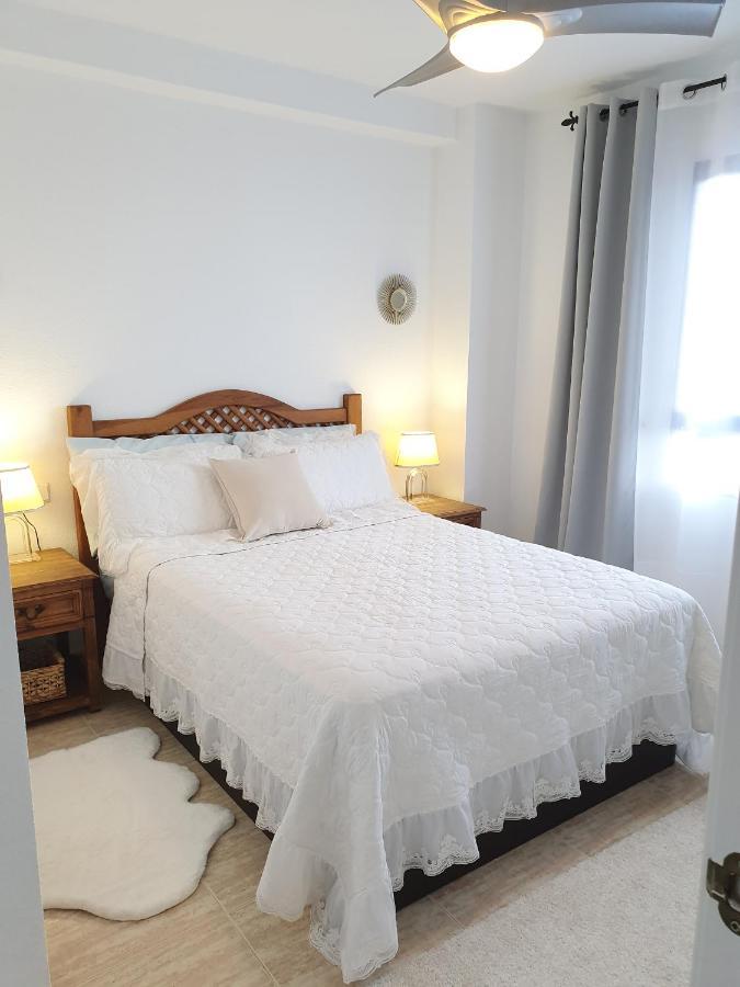 Apartment In Campoamor Overlooking The Swimming Pool Екстериор снимка